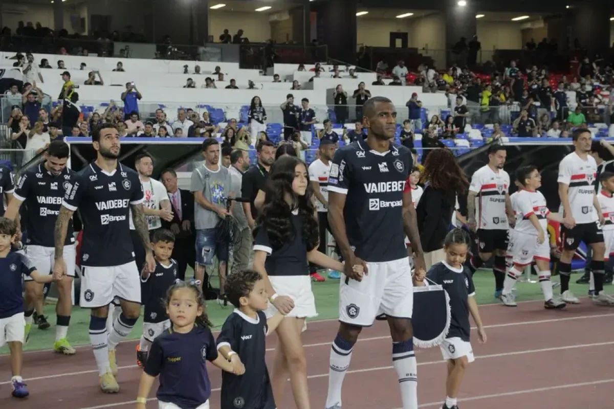 Elieuza Braga veio de Fortaleza para prestigiar o Clube do Remo e se mostrou pé quente: o time venceu o São Paulo