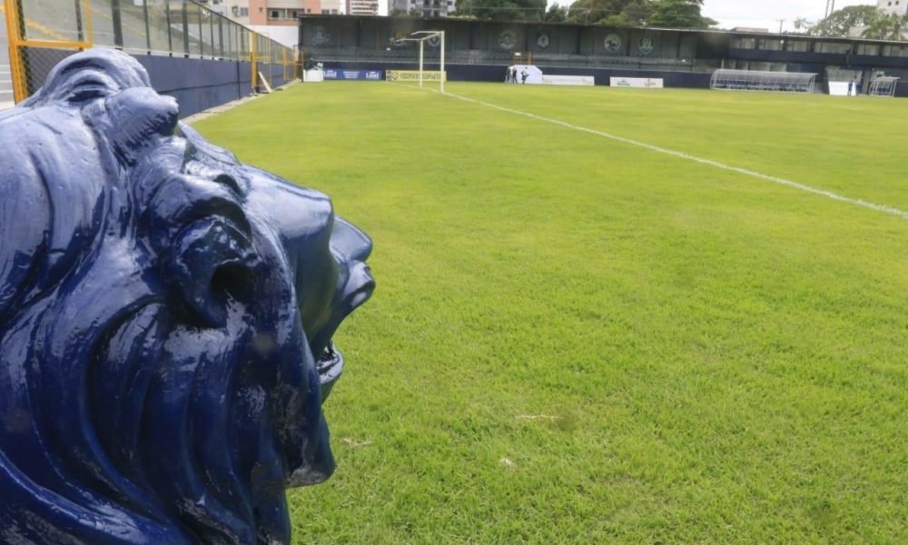 tante para a realização de reformas no estádio azulino. Conforme o cronograma do