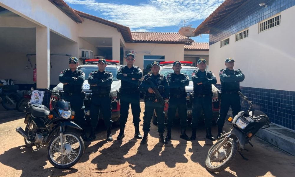PM recupera veículos e celulares Polícia Militar/Divulgação