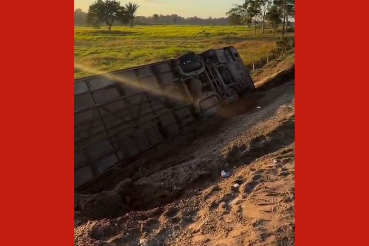 tava 41 passageiros de Teresina (PI) com destino a Canaã dos Carajás, também no