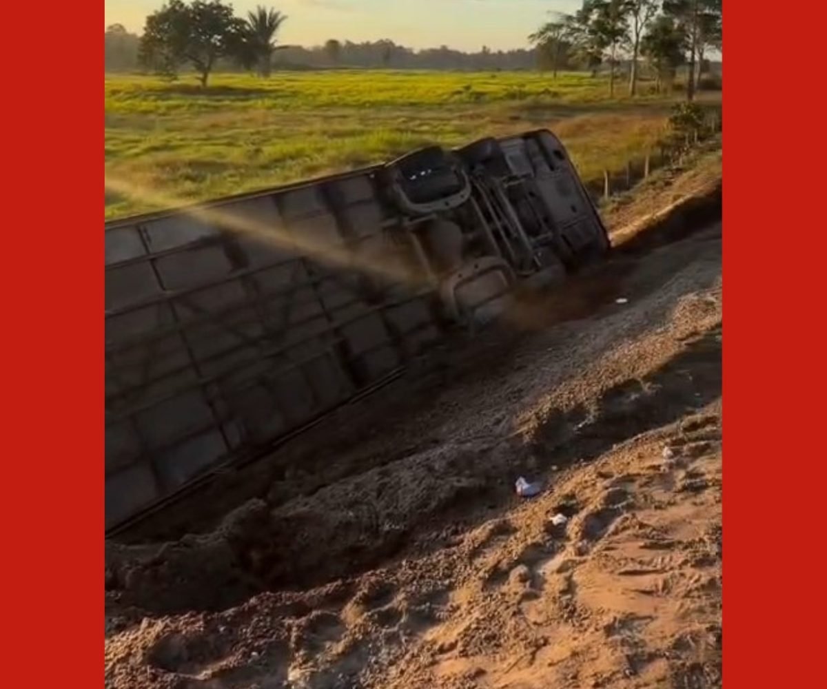 tava 41 passageiros de Teresina (PI) com destino a Canaã dos Carajás, também no