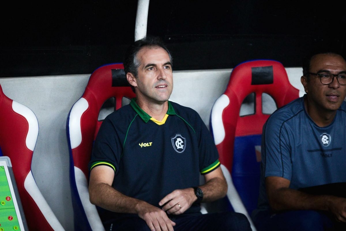 tante do elenco na sequência da Série A do Campeonato Brasileiro. Isso porque 11