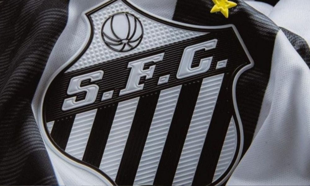 Santos enfrenta impasse financeiro para renovar contrato de Gonzalo Escobar