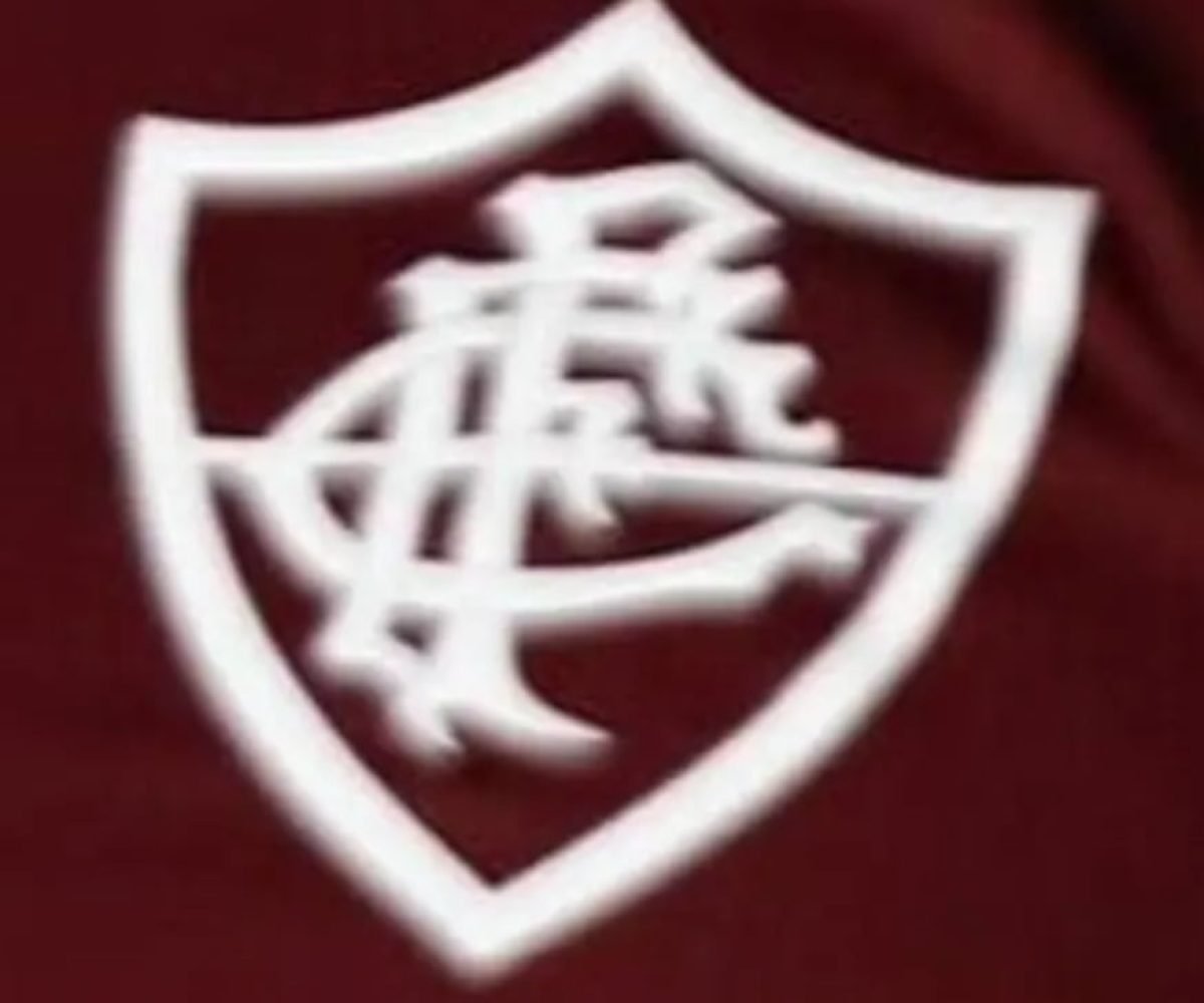 Fluminense encaminha renovação de contrato com volante até 2027
