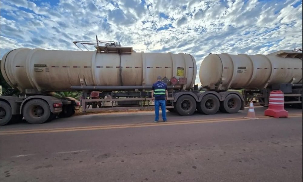 substituição tributária para o Pará. Após a regularização da pendência, os veícu