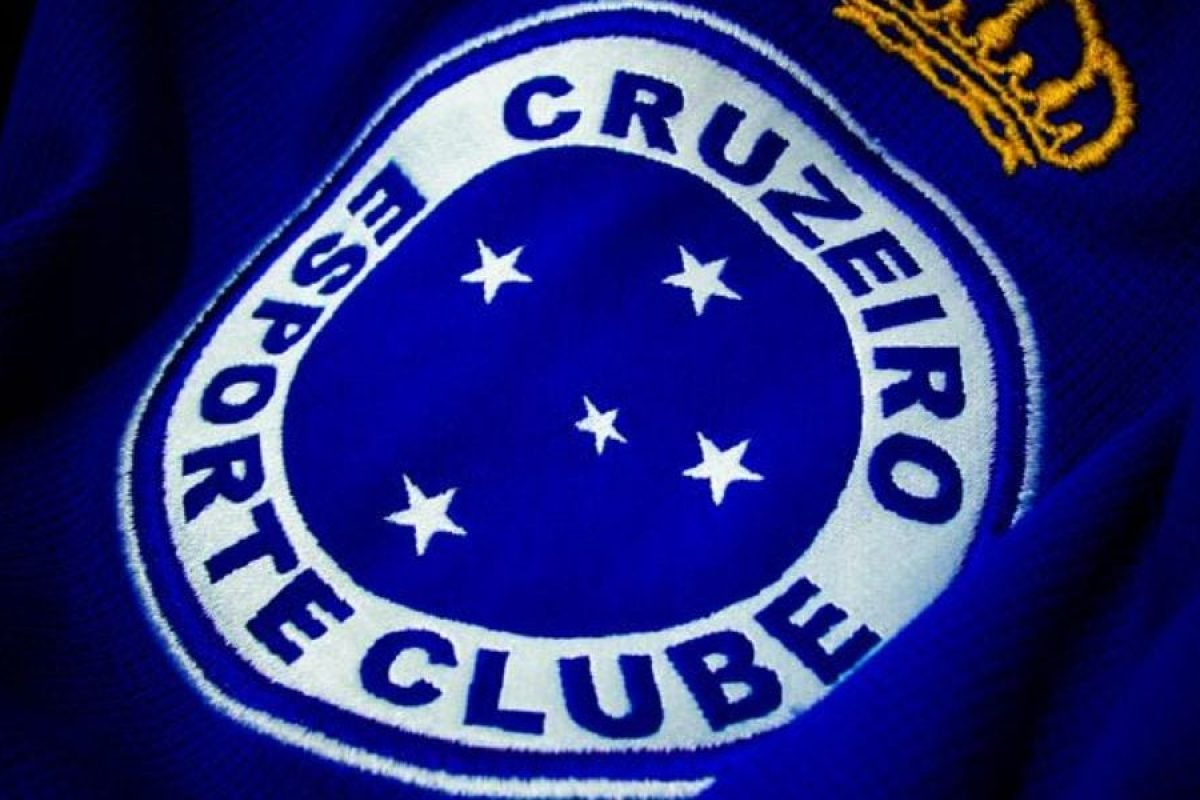 Cruzeiro define empréstimo de zagueiro promissor para o futebol inglês