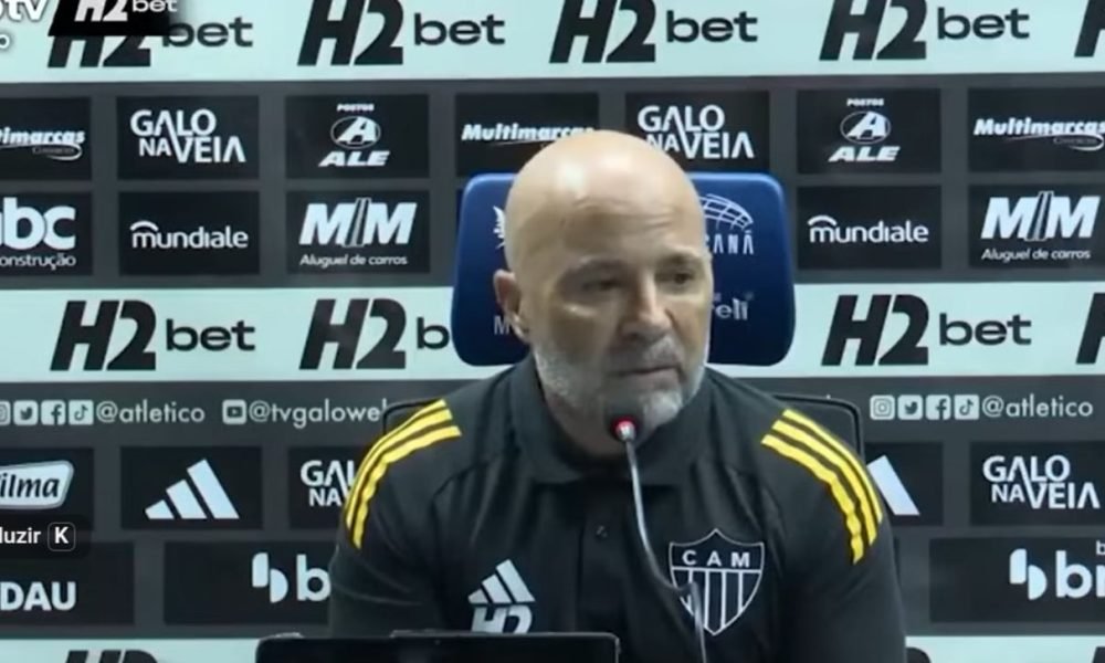 Jorge Sampaoli assume comando do Talleres e inicia nova trajetória na elite argentina