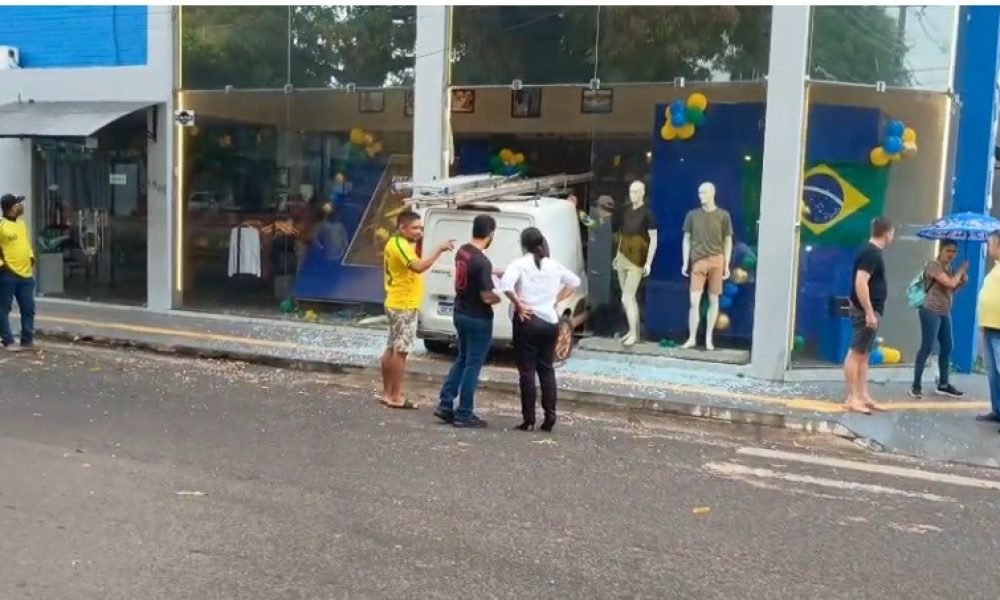 nota, a Secretaria Municipal de Mobilidade e Trânsito (SMT) informou que a ocorr