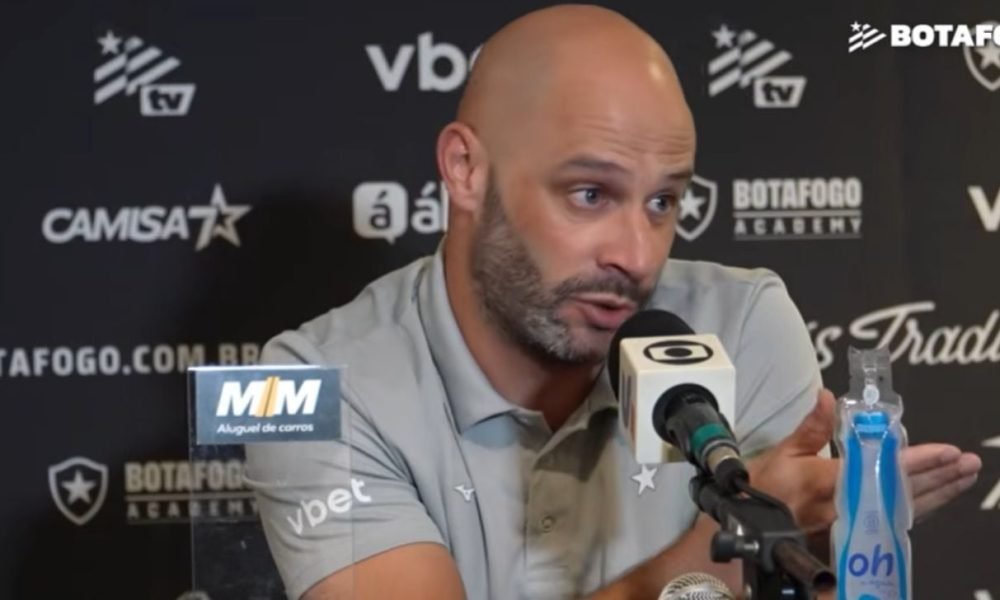 Botafogo define reformulação no elenco e planeja intertemporada internacional