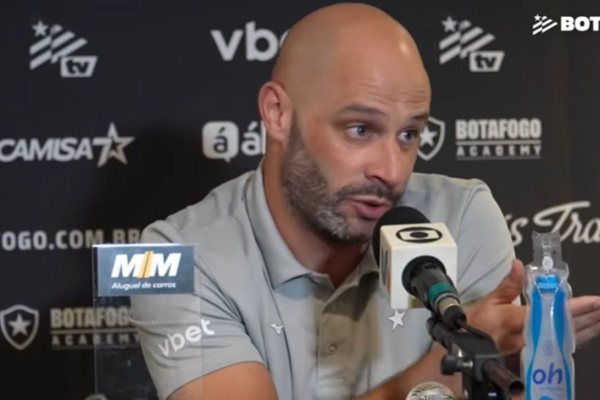 Botafogo define reformulação no elenco e planeja intertemporada internacional