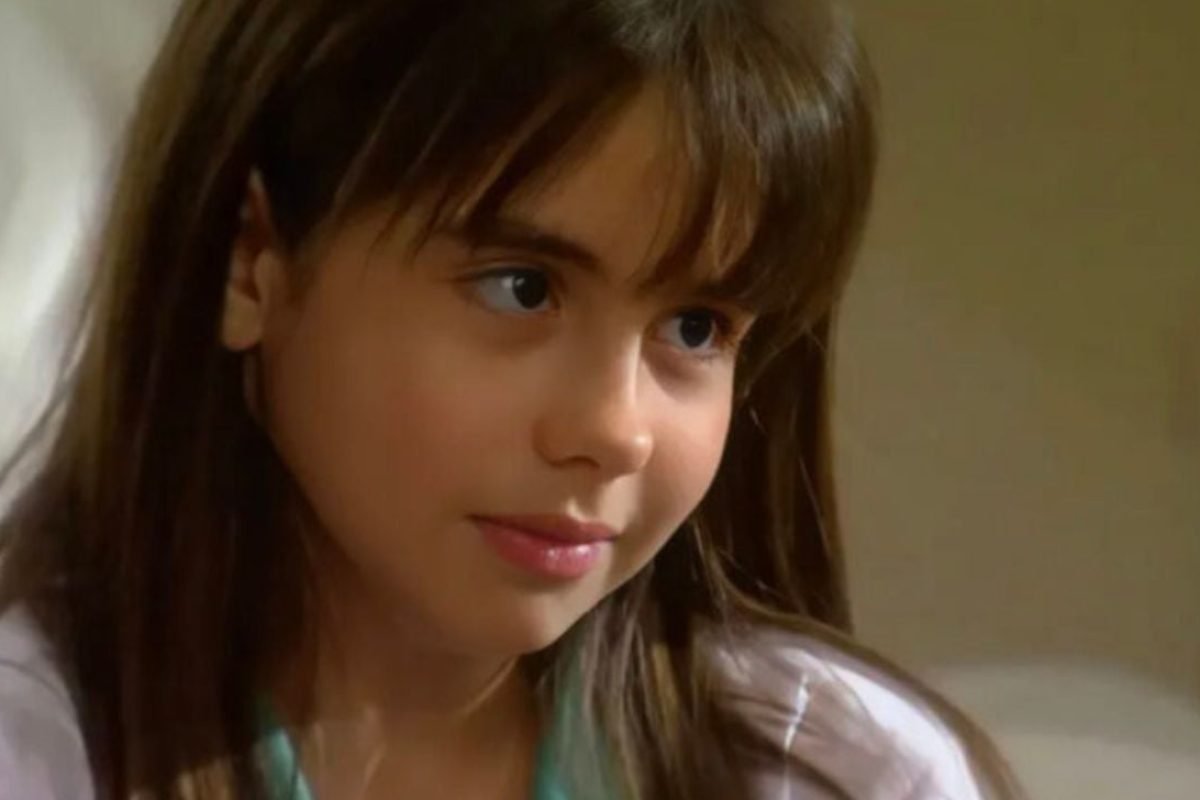 Ex-atriz mirim da Globo deixa dramaturgia para seguir carreira no Direito