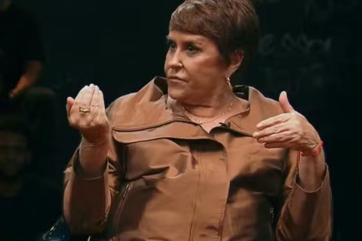 Márcia Sensitiva relata experiências paranormais inusitadas em programa de TV