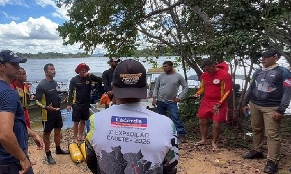 tal A Voz do Xingu. Familiares das vítimas e integrantes das comunidades indígen
