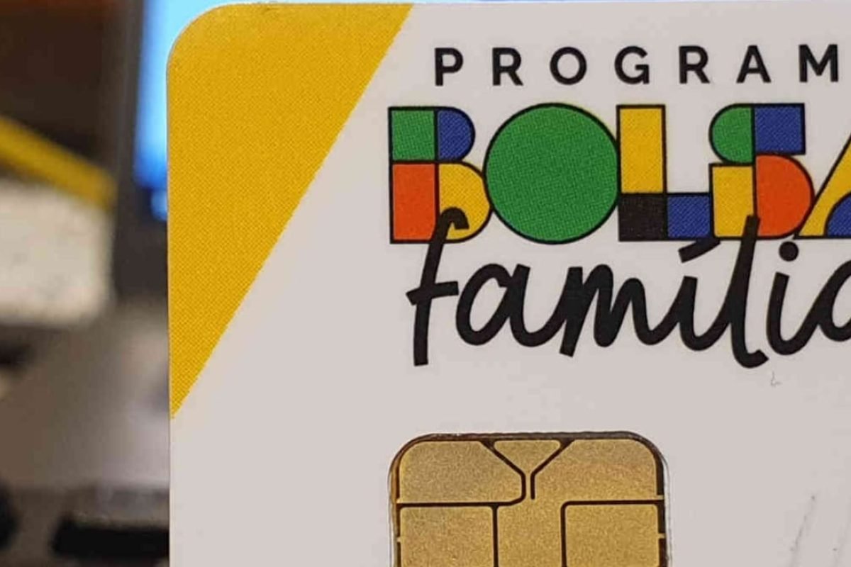 Bolsa Família e salário mínimo: entenda as regras de elegibilidade