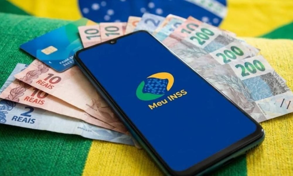 Salário mínimo de 2027: proposta prevê reajuste e impacta benefícios do INSS