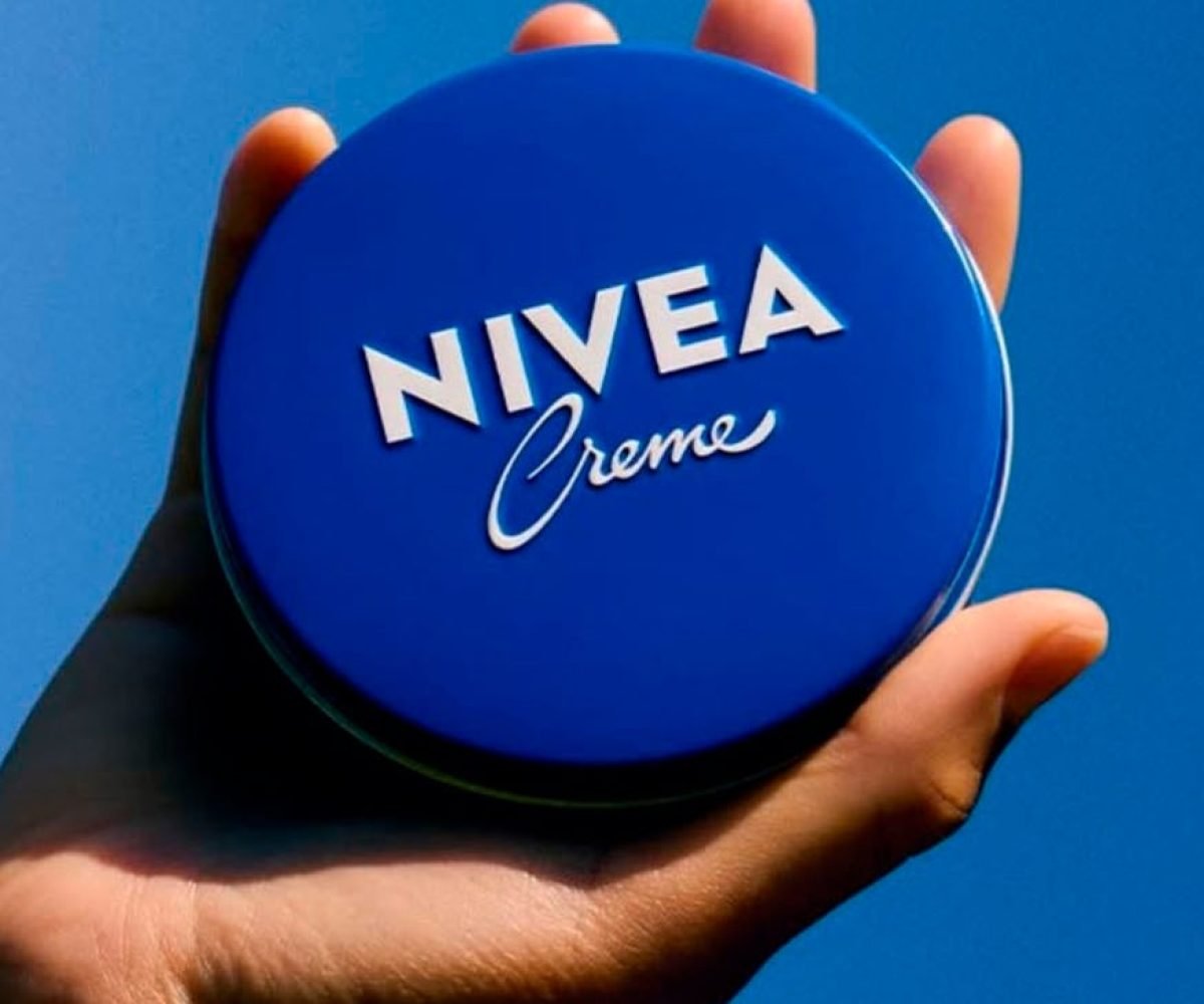 Creme Nivea na sobrancelha: truque viral promete fios alinhados sem procedimentos