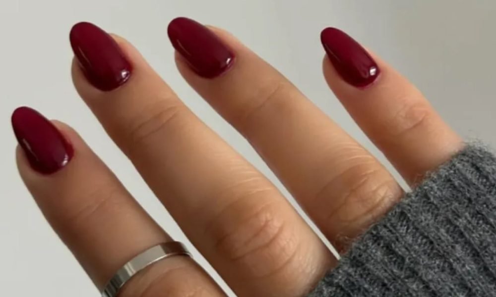 Cores de esmalte para as festas juninas de 2026: tendências que valorizam o visual