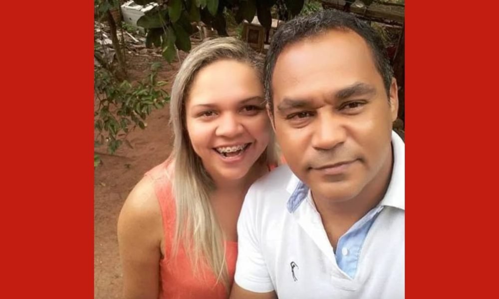 homicídio doloso, quando há intenção de matar, e permanece à disposição da Justi