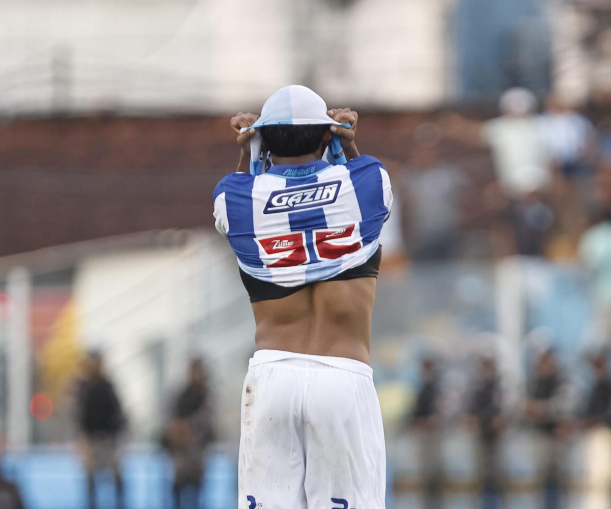 ém, o clube não vem conseguindo bons resultados recentemente e começa a “ligar o