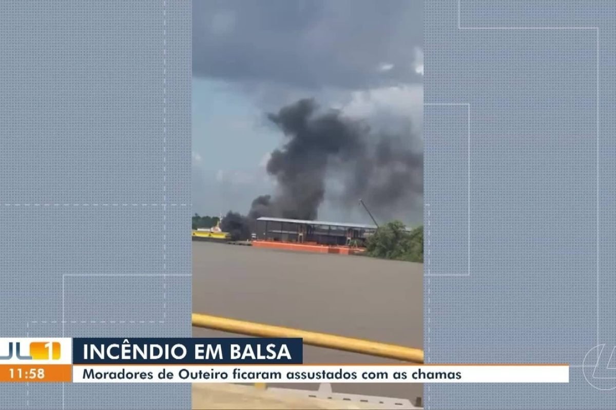 Incêndio em embarcação assusta moradores de Outeiro, no Pará