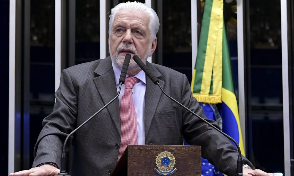 PF aponta uso de aeronave particular por Jaques Wagner em investigação sobre Banco Master