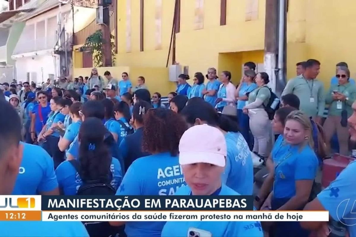 Agentes comunitários de saúde realizam protesto em Parauapebas, sudeste do Pará