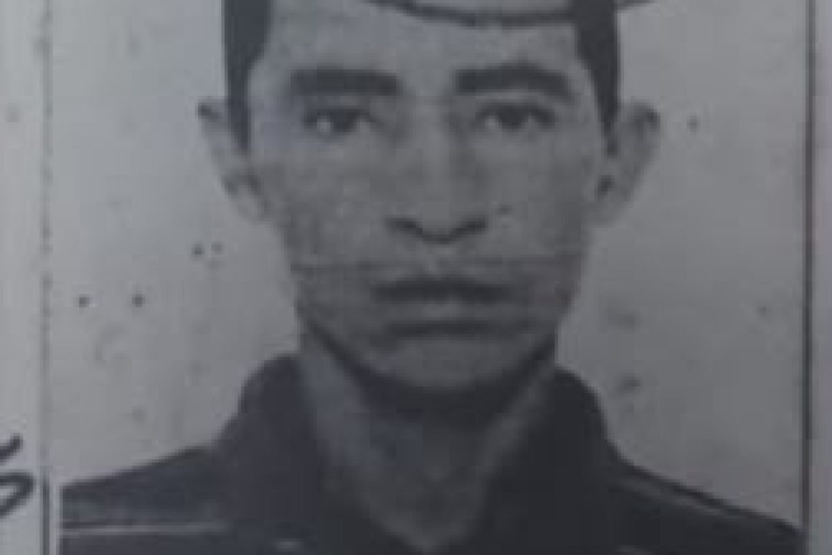 Uma espingarda foi apreendida com o acusado de assassinar o colega