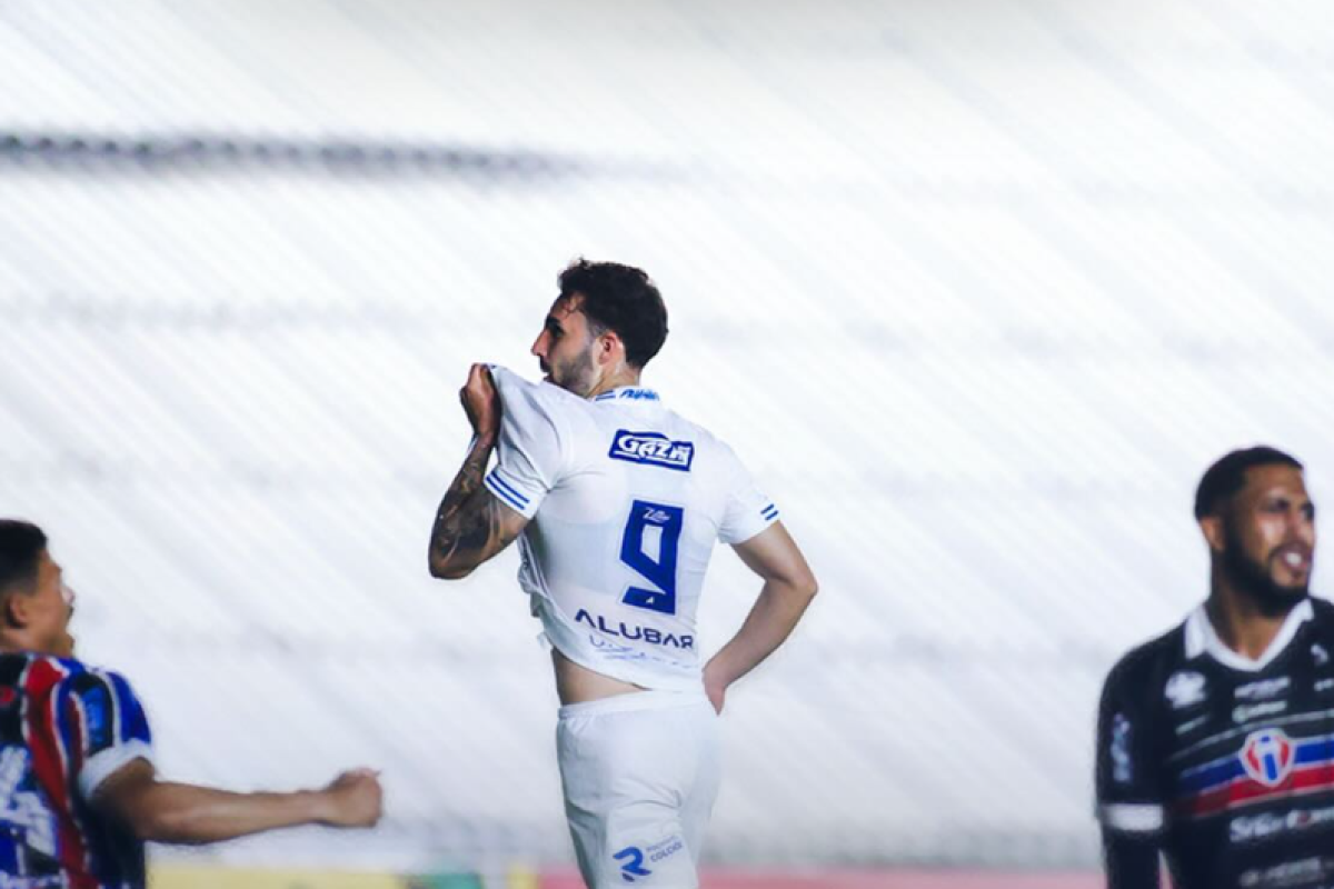1 a 0, com gol de Ítalo, nos acréscimos da partida. O triunfo coloca a equipe bi