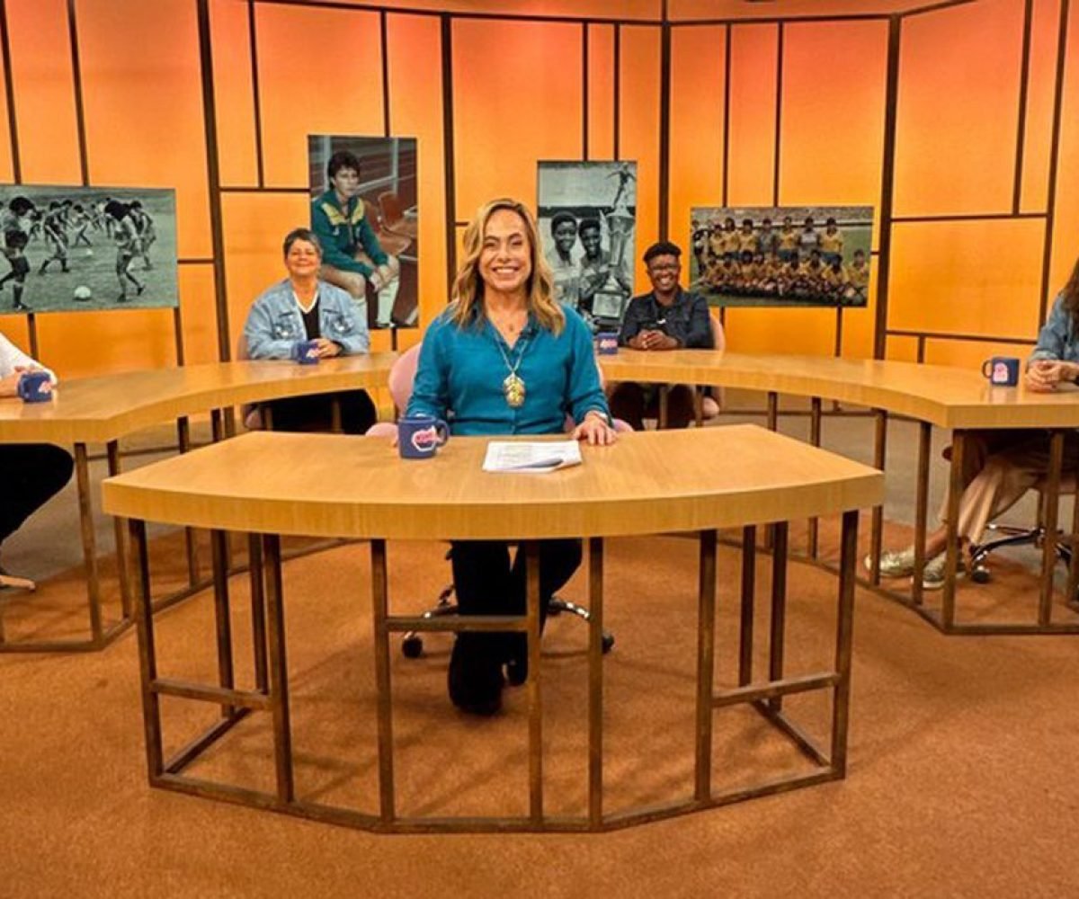 Sem Censura homenageia pioneiras do futebol feminino a um ano da Copa do Mundo