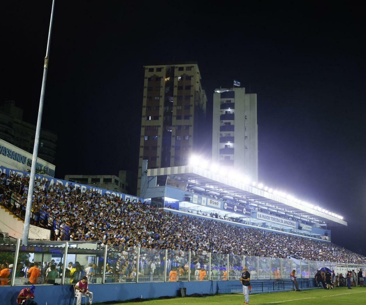 direito, que era de aproximadamente 1.500, de acordo com a lei. As vendas para e