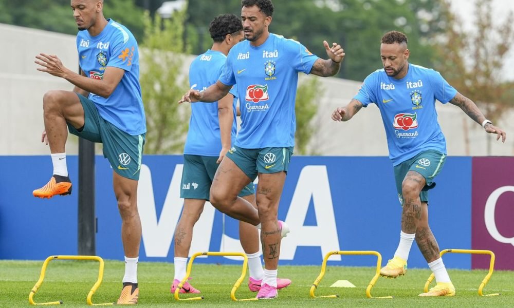 Seleção brasileira finaliza preparação e embarca para o Texas visando duelo decisivo contra o Japão