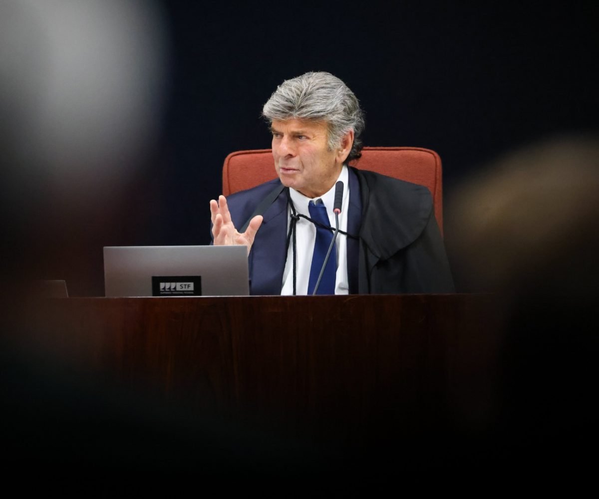 O ministro Luiz Fux (na foto) propõe o pagamento integral dos penduricalhos retroativos