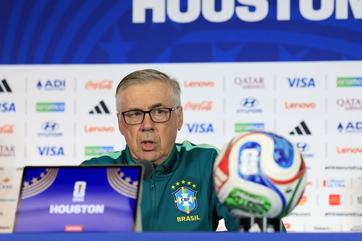 Ancelotti mantém mistério sobre escalação do Brasil antes de confronto decisivo contra o Japão