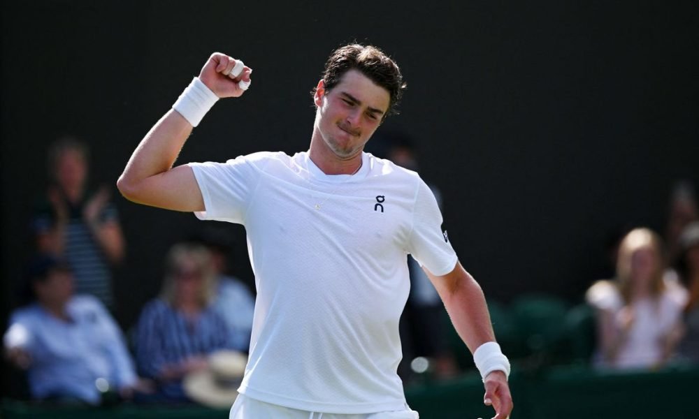 João Fonseca avança com vitória dominante em Wimbledon e mira oitavas de final inéditas